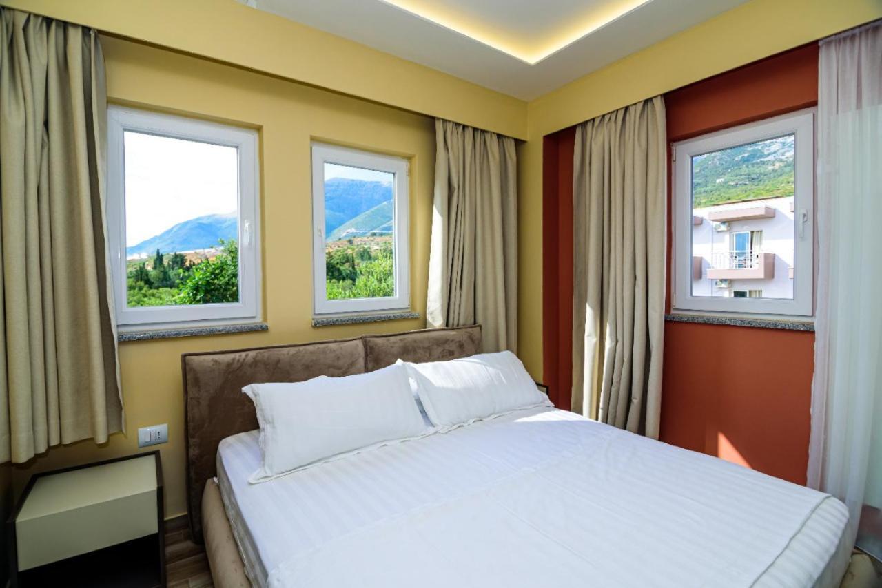 Hotel Orange Dhërmi Kültér fotó