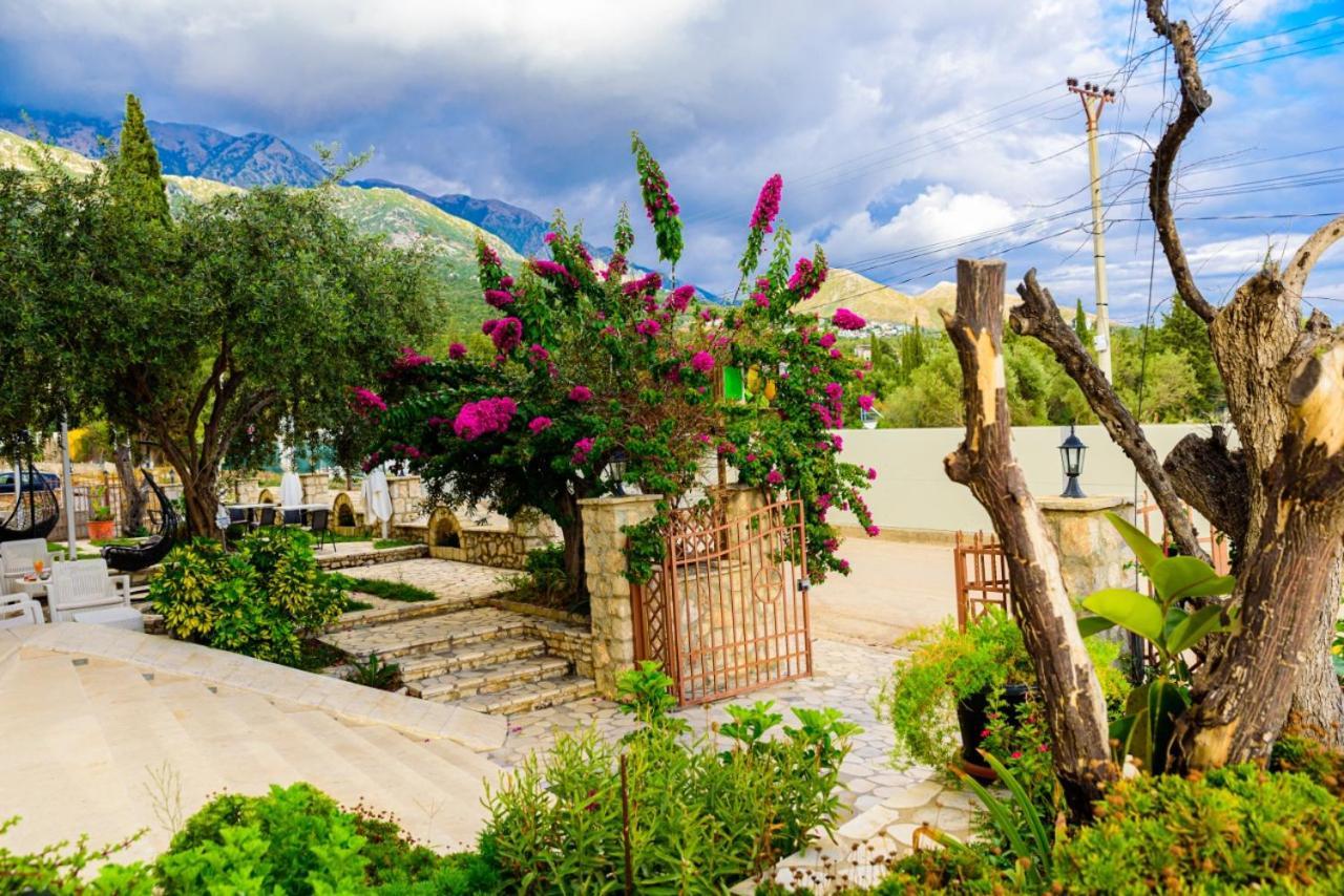 Hotel Orange Dhërmi Kültér fotó