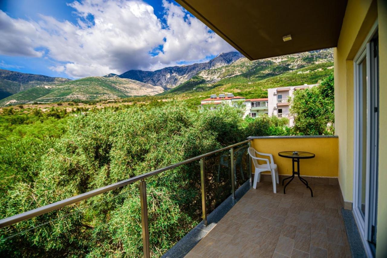 Hotel Orange Dhërmi Kültér fotó
