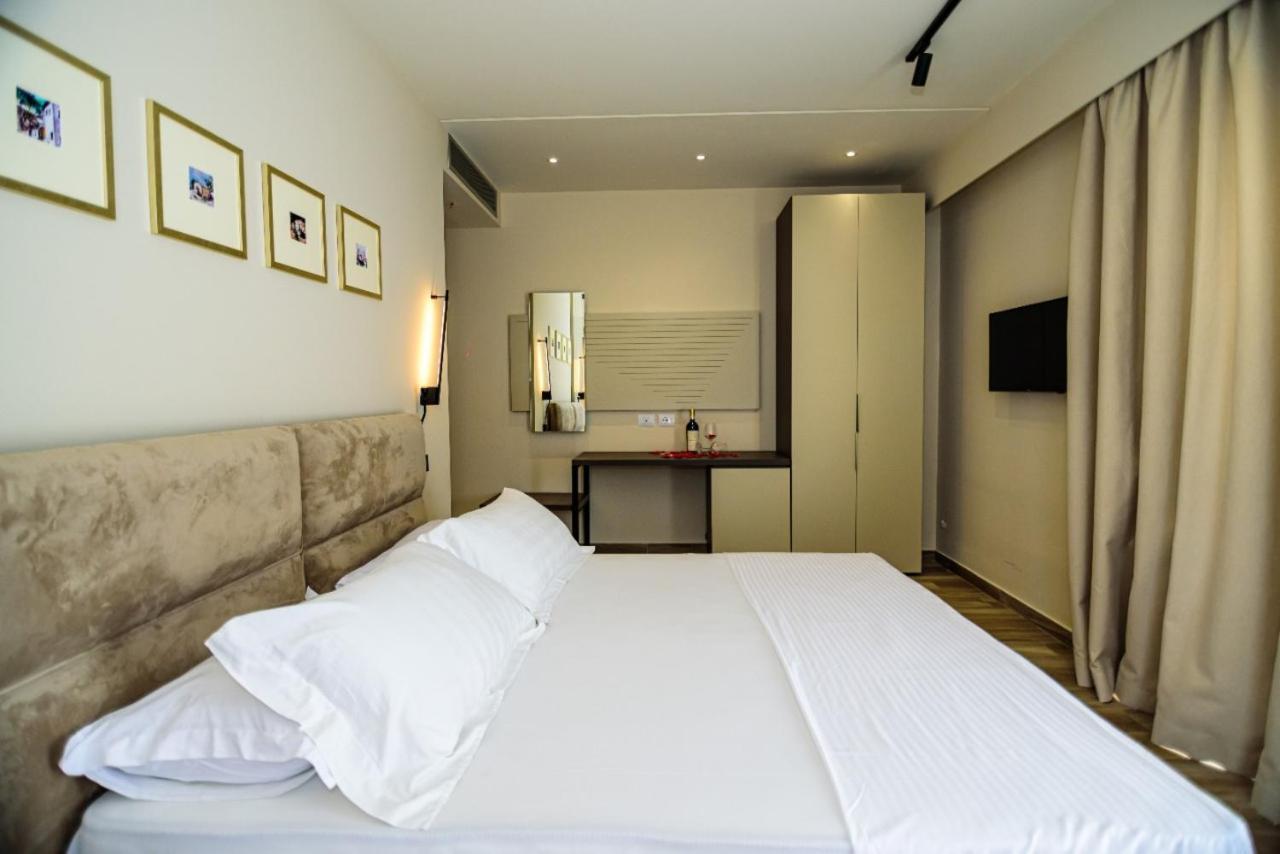 Hotel Orange Dhërmi Kültér fotó