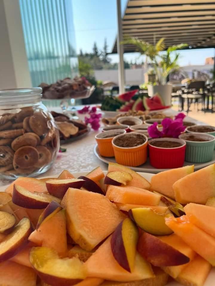 Hotel Orange Dhërmi Kültér fotó