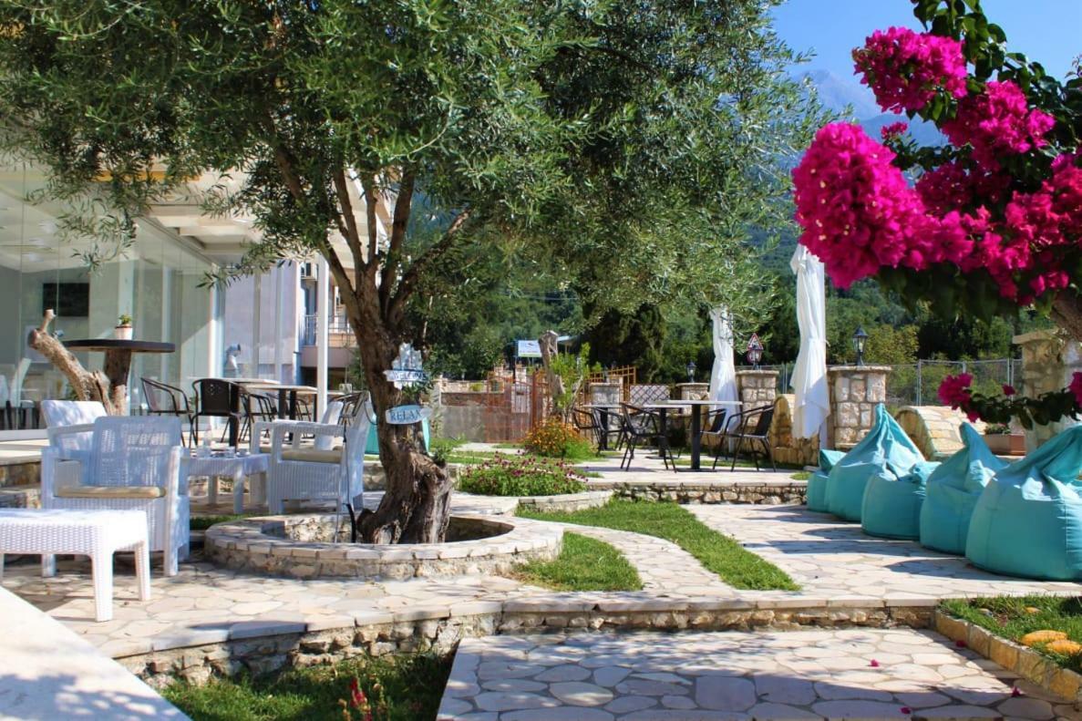 Hotel Orange Dhërmi Kültér fotó