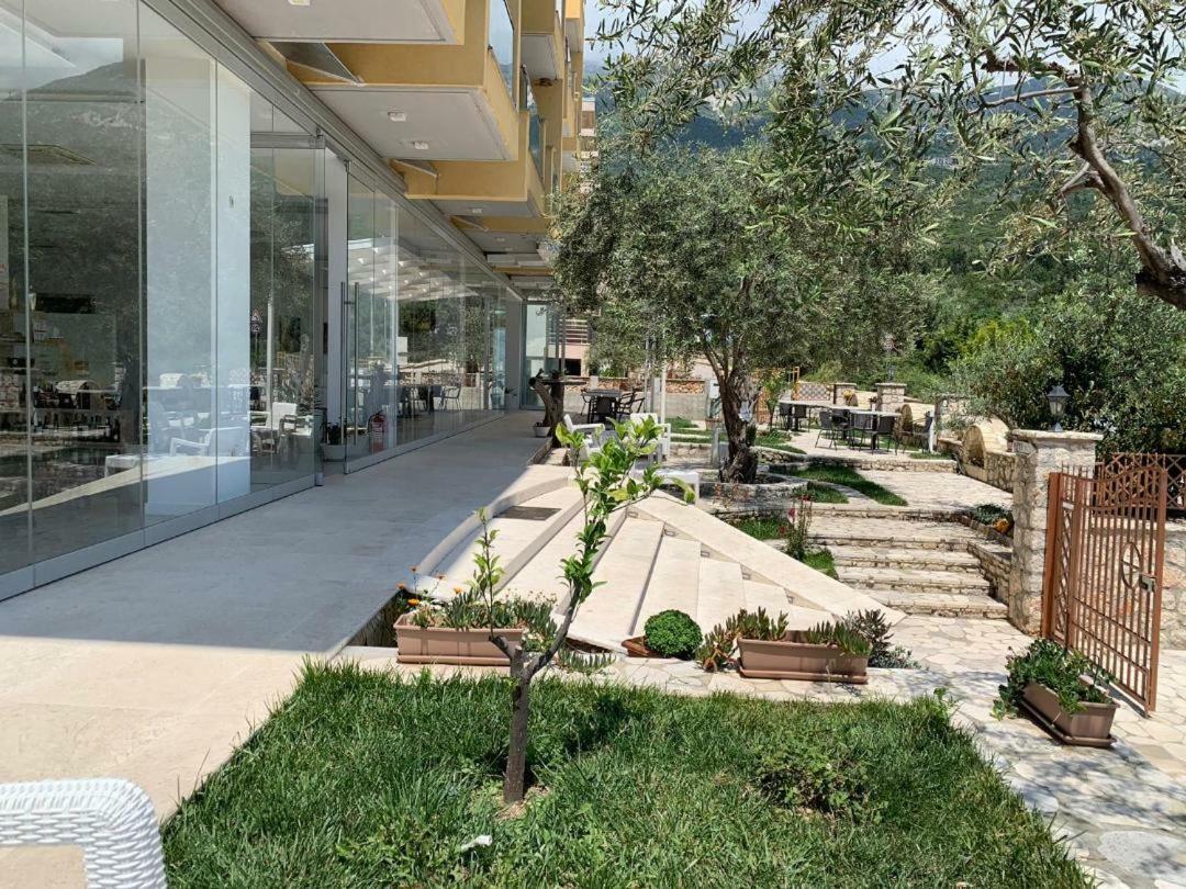 Hotel Orange Dhërmi Kültér fotó
